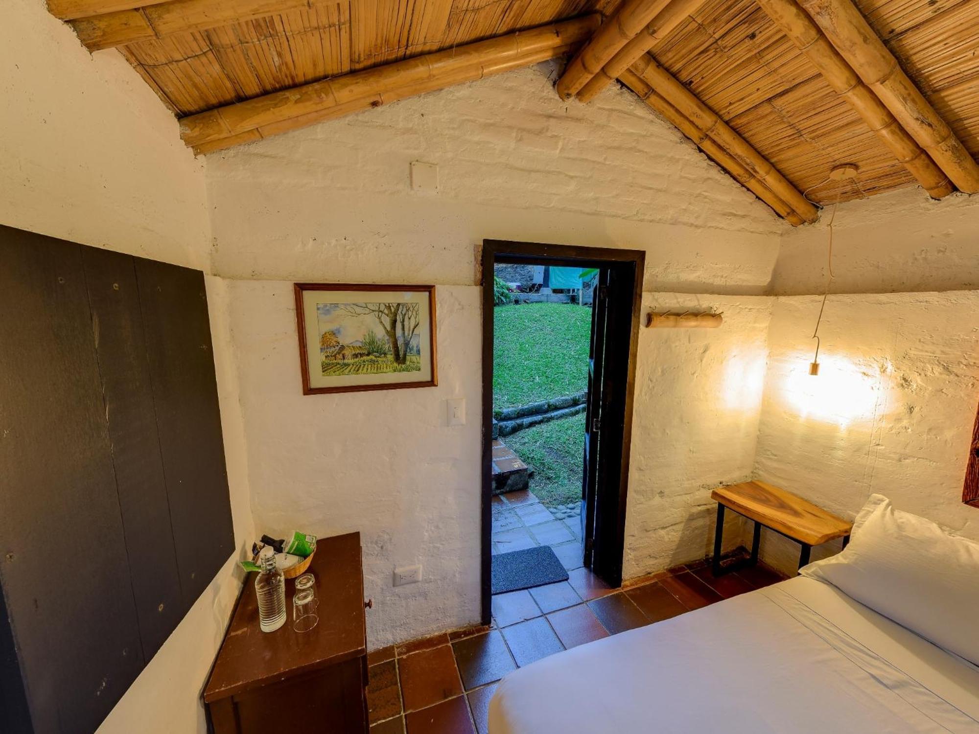 Eco Hotel Hacienda El Diamante Buga Phòng bức ảnh