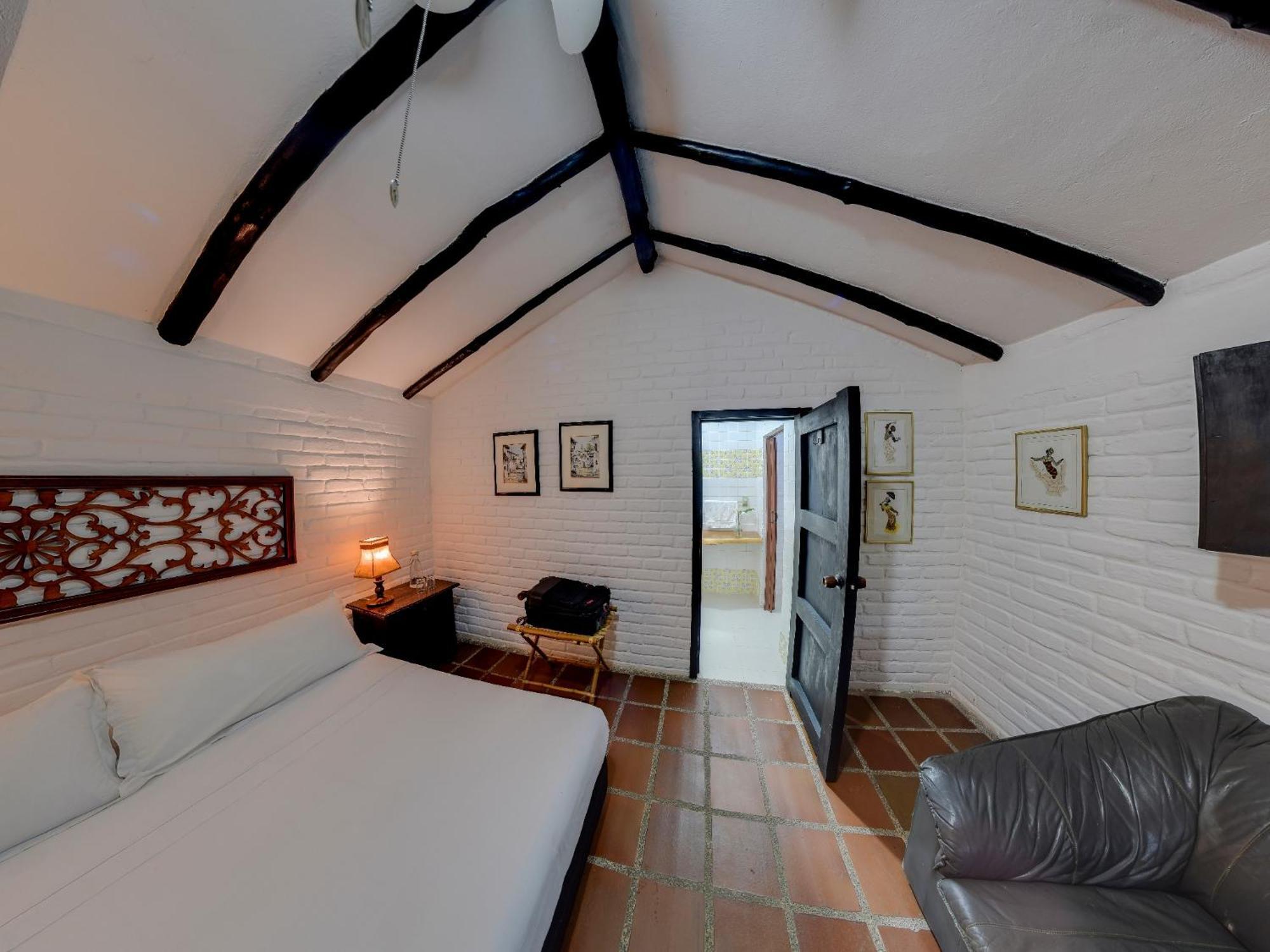 Eco Hotel Hacienda El Diamante Buga Phòng bức ảnh